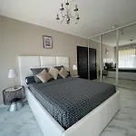 Paradise View Апартаменты *